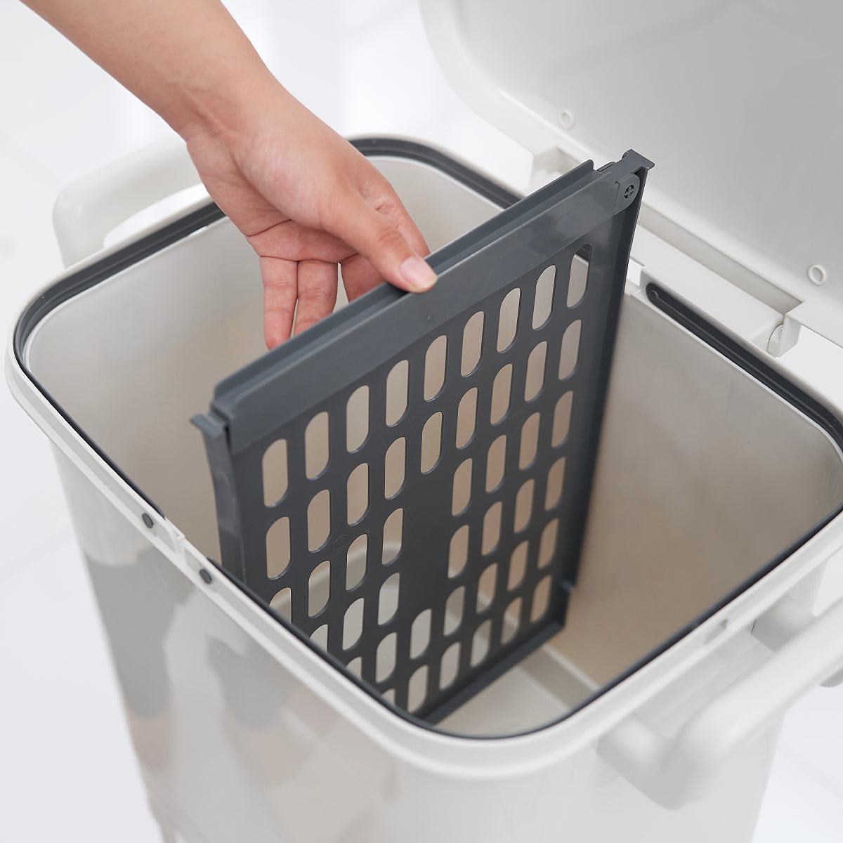 Poubelle tri sélectif avec roulettes VALORIS 45L