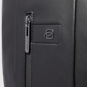 Piquadro Zaino porta pc e porta iPad® con protezioni antiurto e RFID, espandibile