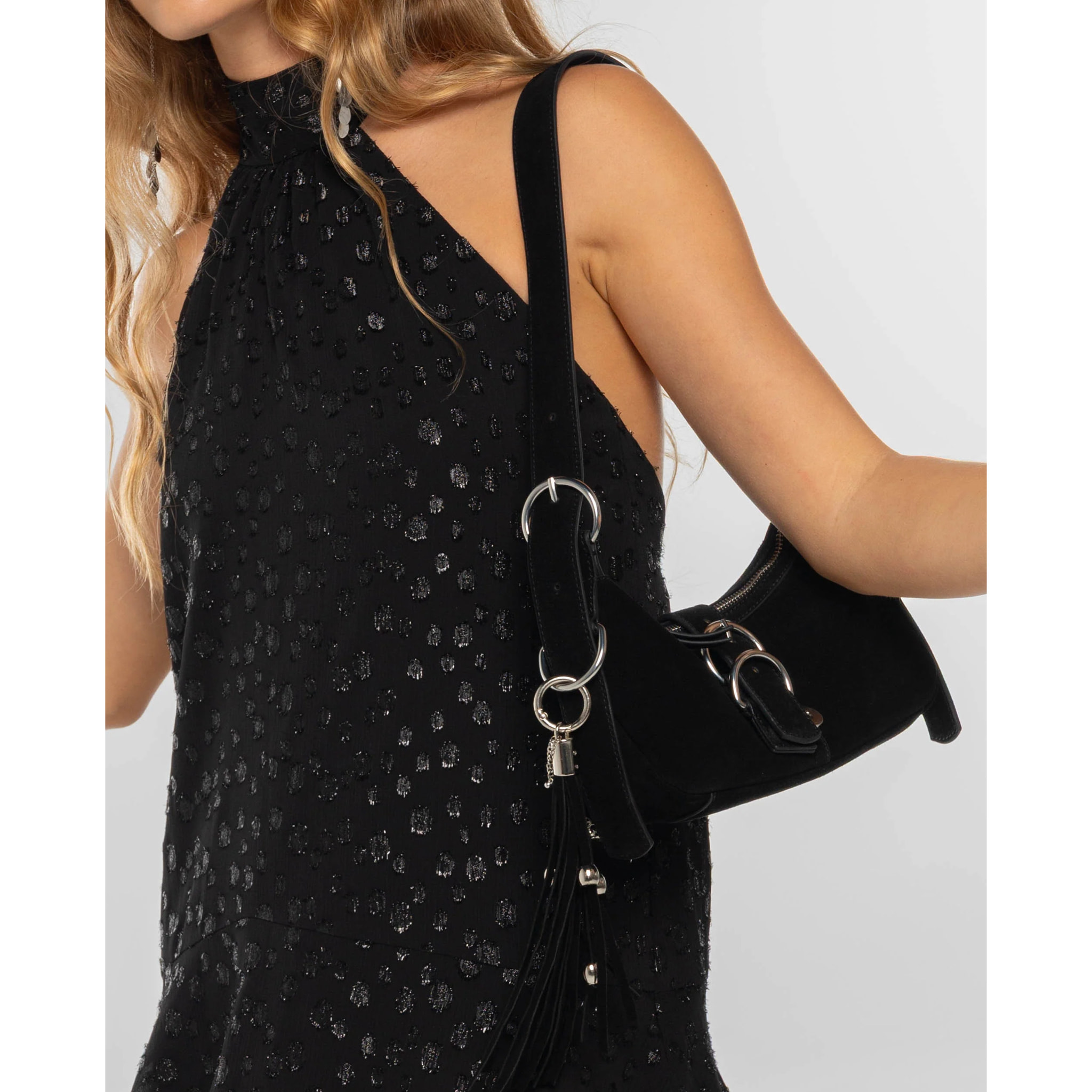 Bolso de piel con hebillas plateadas de mujer