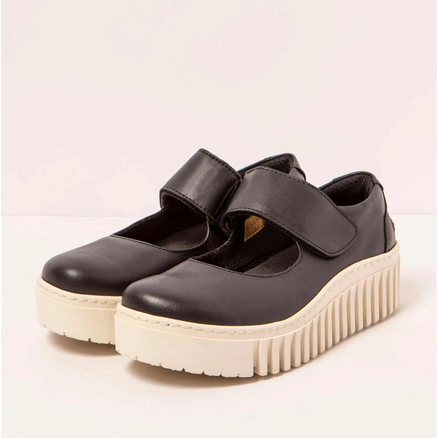 Zapatos 1514 NAPPA BLACK/BRIGHTON color Black