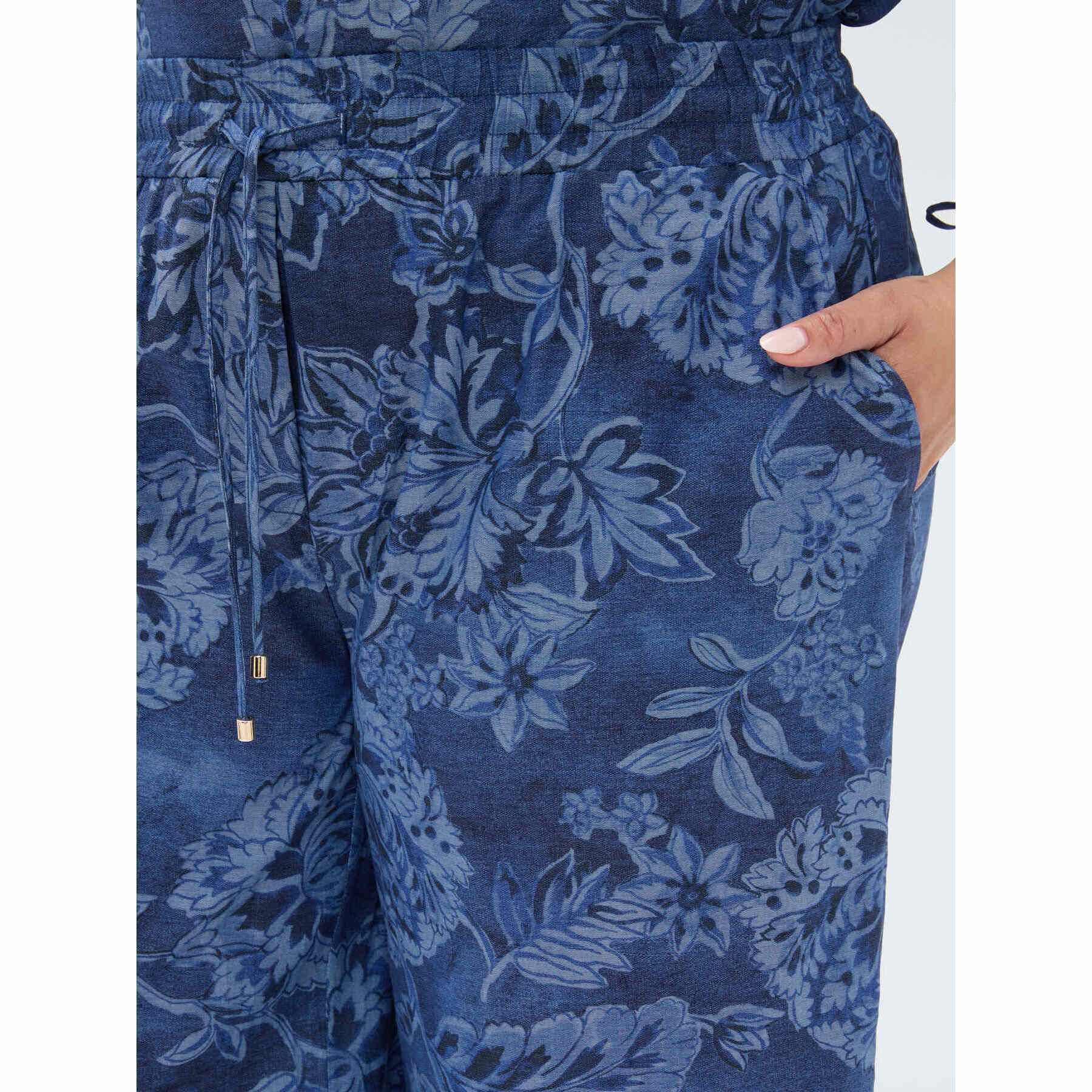 Fiorella Rubino - Pantaloni cropped in chambray con stampa - Blu