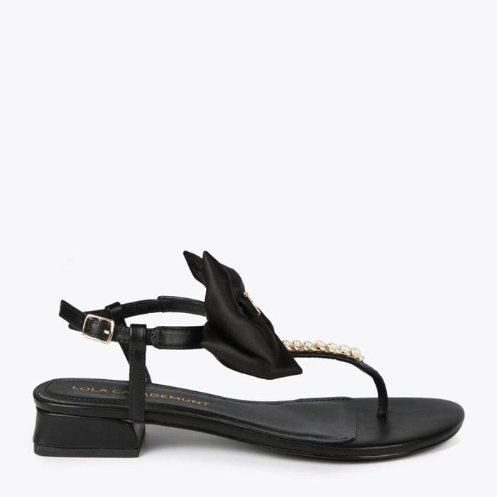 Sandali con fiocco e strass