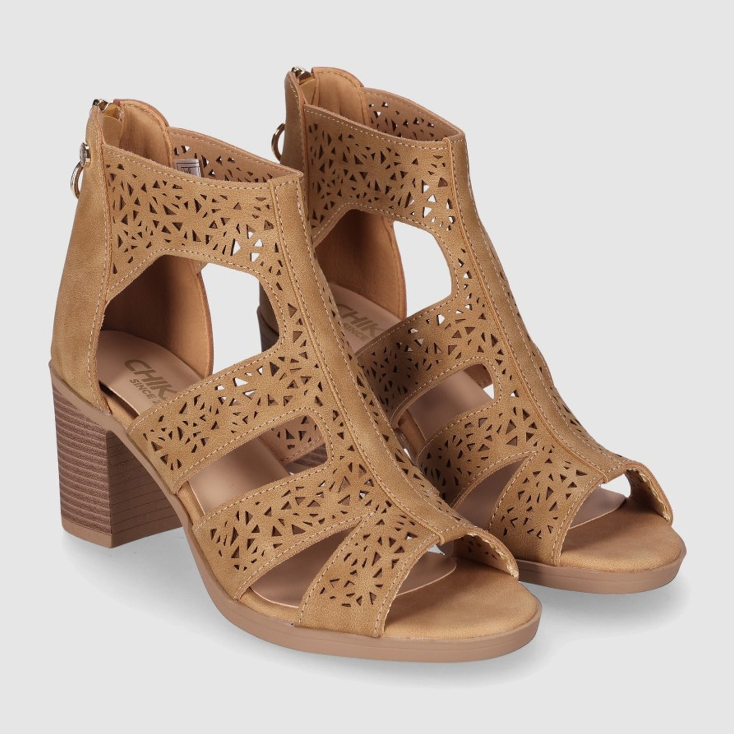 Sandalias - Cuero - Tacón: 7 cm