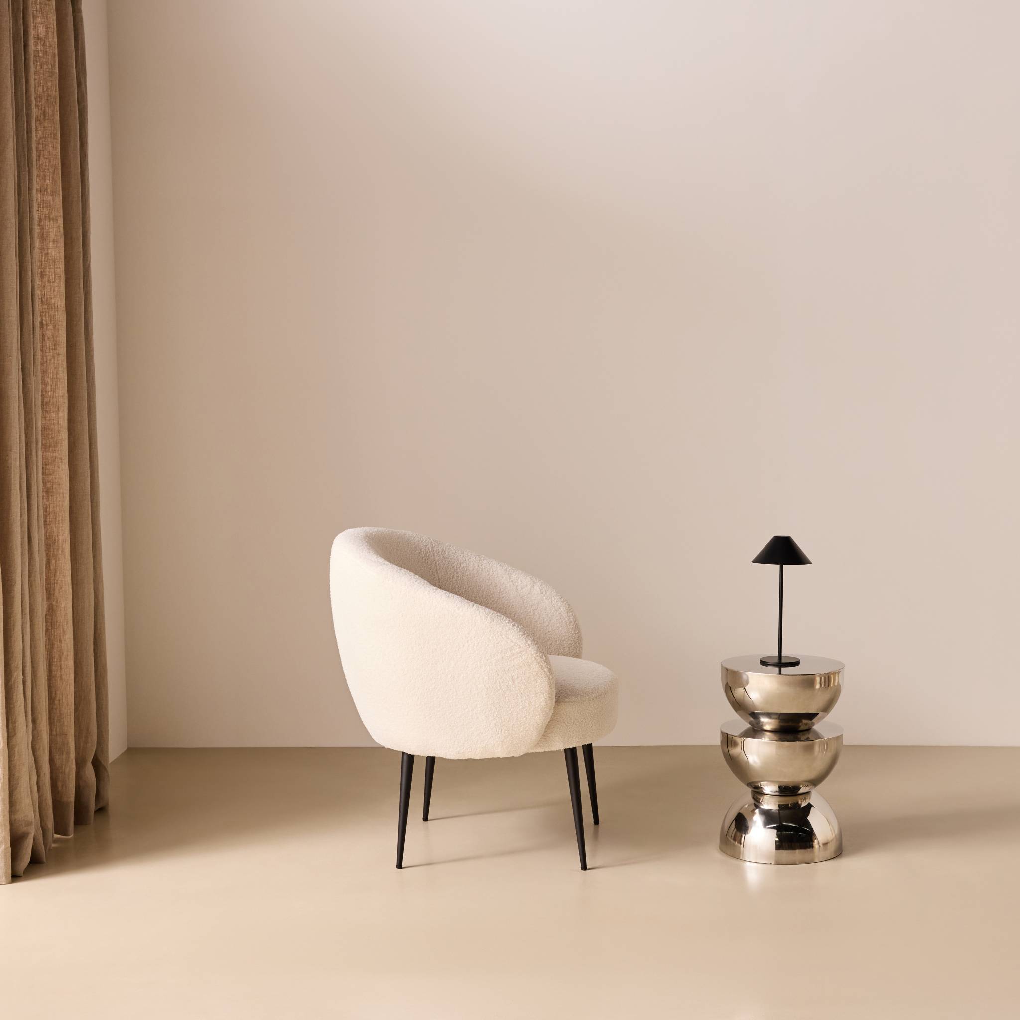 Fauteuil cosy design métal et bouclette HIMA