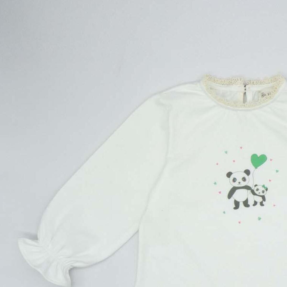Camiseta estampada oso panda y corazón verde y blanco