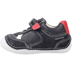 Zapatillas Niño de la marca GEOX  modelo B TUTIM B.A NEGRO