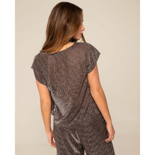 Top fluido de lúrex con foulard de mujer
