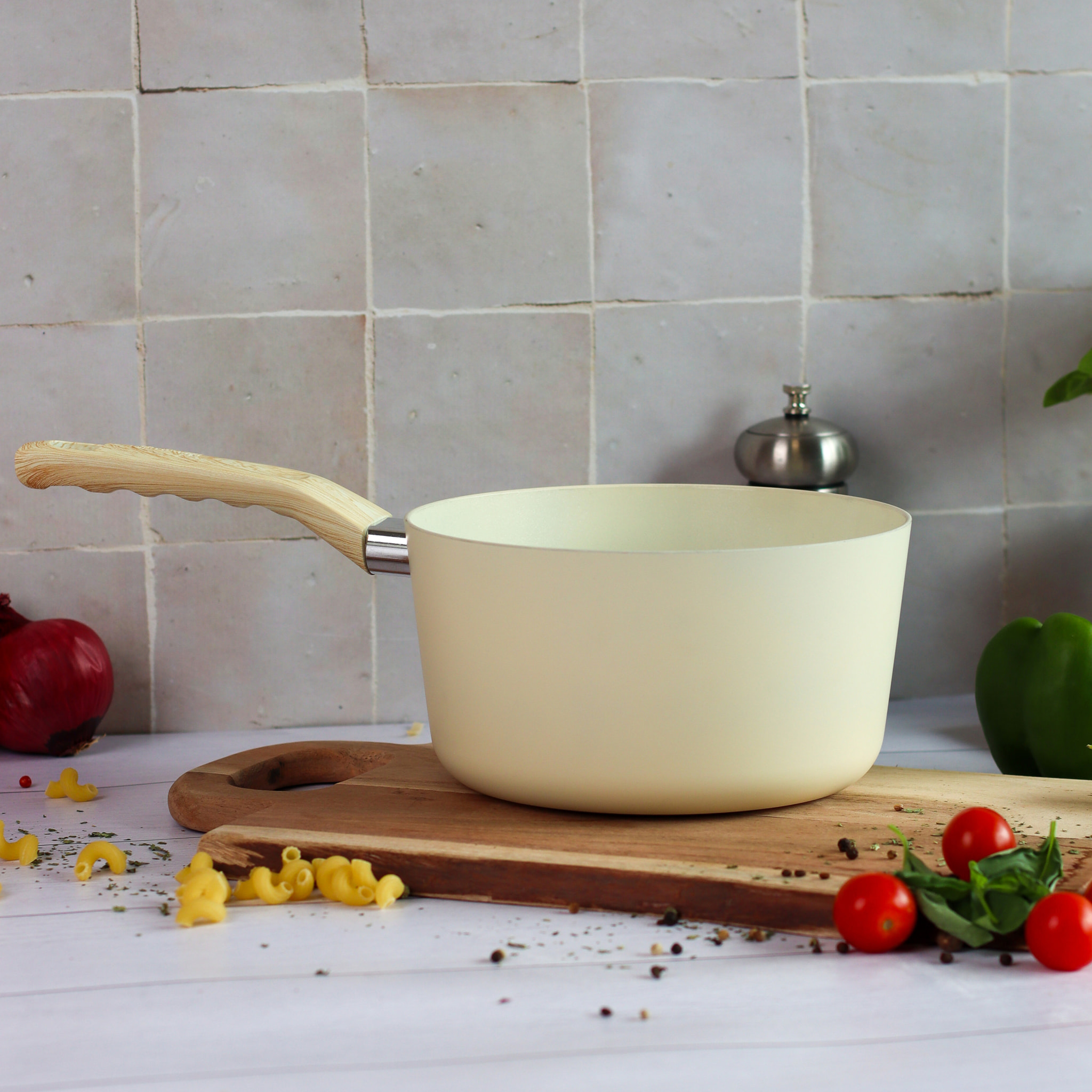Casserole en revêtement céramique 20cm crème - tous feux COLORAMA