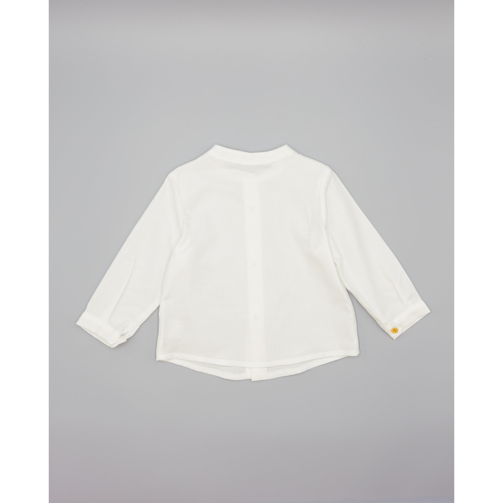 Camisa Blanca De Viella Con Cuello Mao