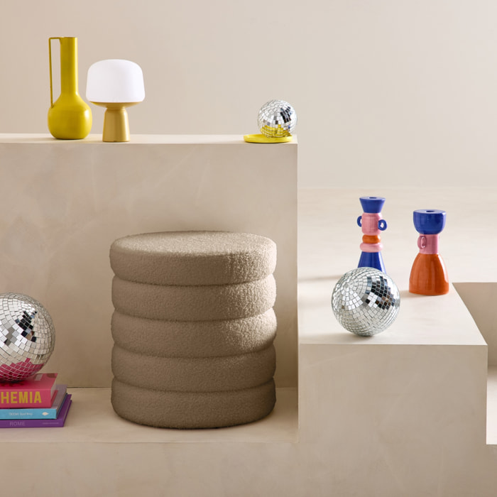 Tabouret en bouclettes taupe avec coffre de rangement intégré