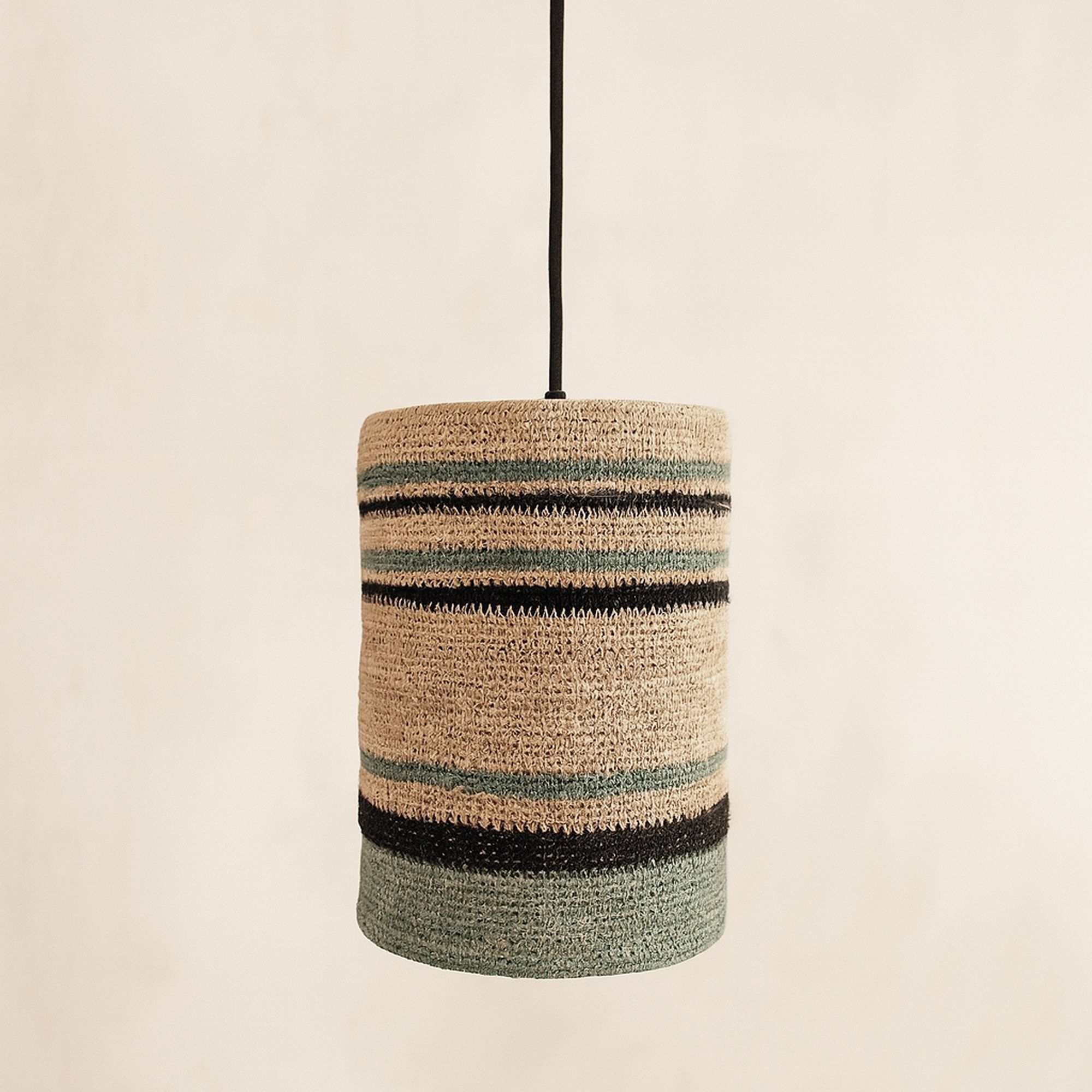 Suspension en jonc de mer naturel et vert BARBADE