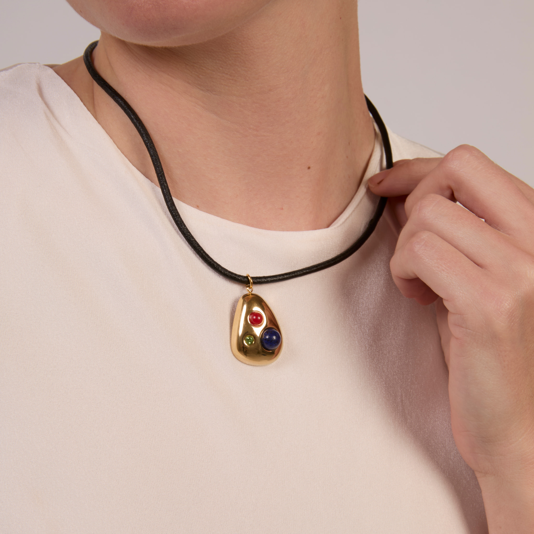 Collar de Multicolor Piedra Natural acabado en oro amarillo de 18k