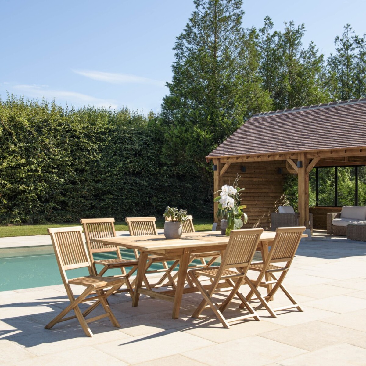 FUN - Salon de jardin en teck 8/10 personnes