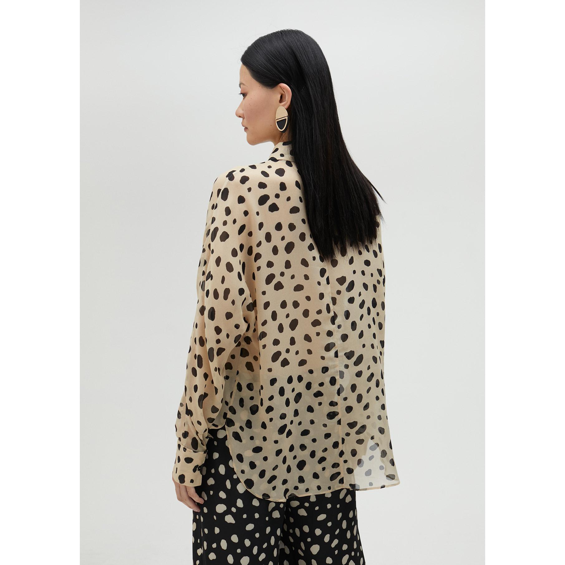 Camicia nera a pois