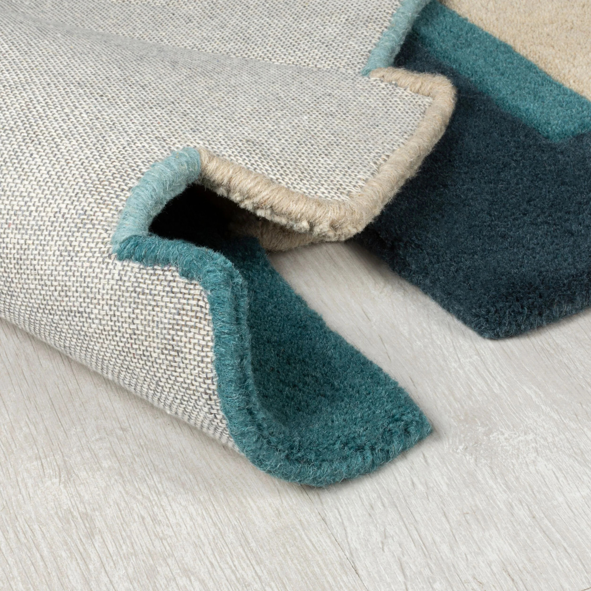 Tapis de couloir graphique en laine COLLAGE Bleu