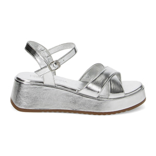 Sandali argento in laminato, zeppa 5,5 cm