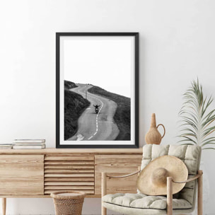 Affiche  balade solitaire en moto Affiche sous cadre noir