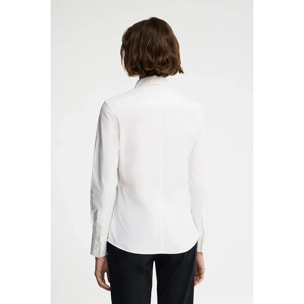 Camisa de popelín blanca con corte slim y bordado Rigby Go