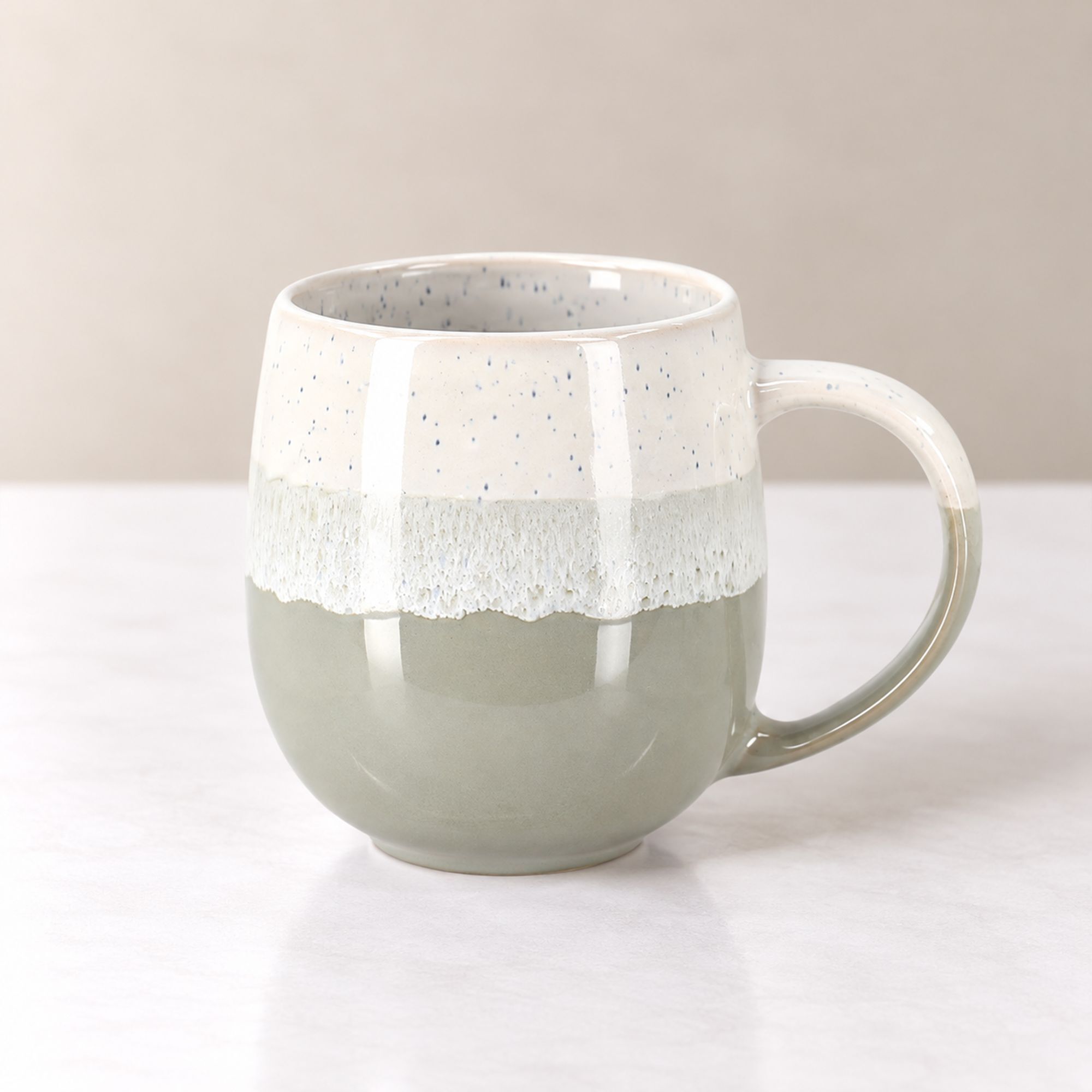 Lot de 6 mugs vert amande en grès 44cl RIGA