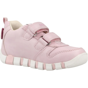 Zapatillas Niña de la marca GEOX  modelo B6658A 05402 ROSA