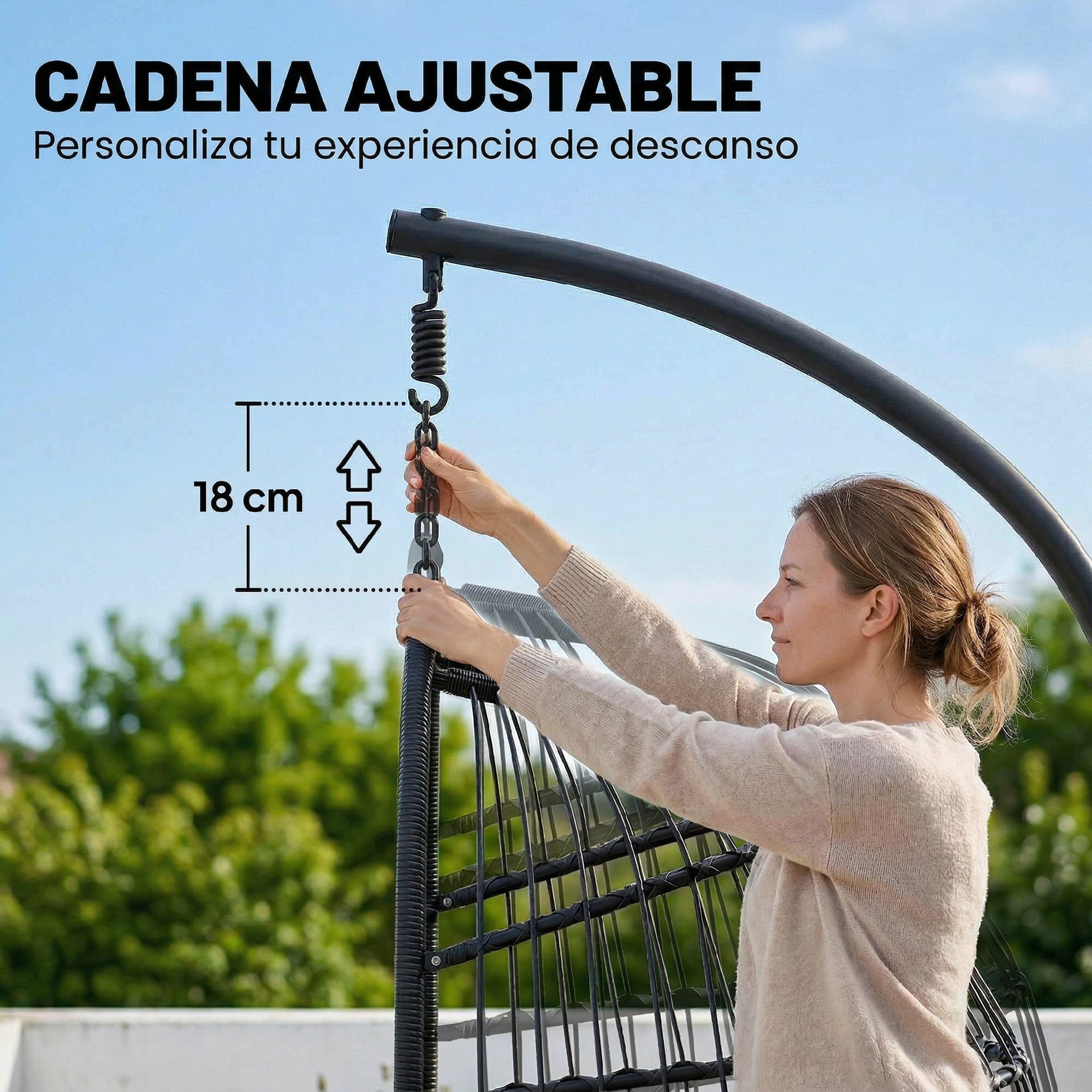 Outsunny Silla Colgante Huevo con Soporte, Columpio Jardín Exterior con Cesta Plegable de Ratán, Cojín Grueso, Reposacabezas, Altura Ajustable, Estructura Metálica para Interior y Exterior, Gris Claro