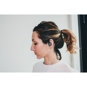 MAGNUSSEN M14 EARPHONES en color Negro