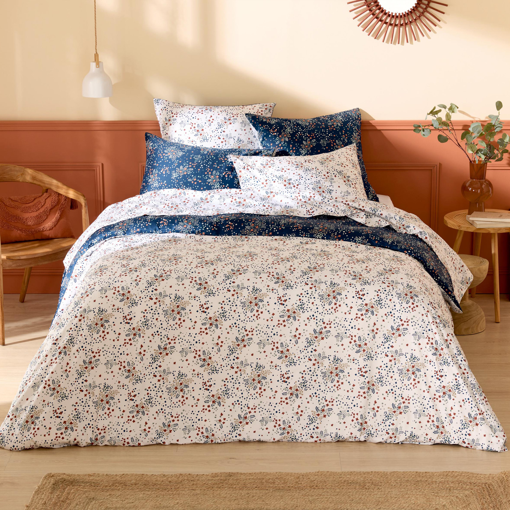 Drap plat satin de coton 110 fils motif floral - Blanc