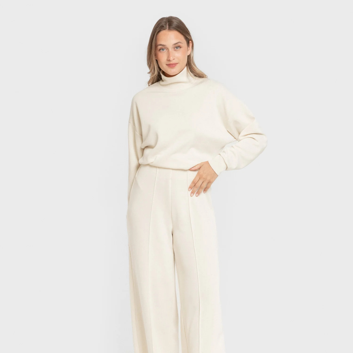 Pantalón largo pinzas estilo modal mujer