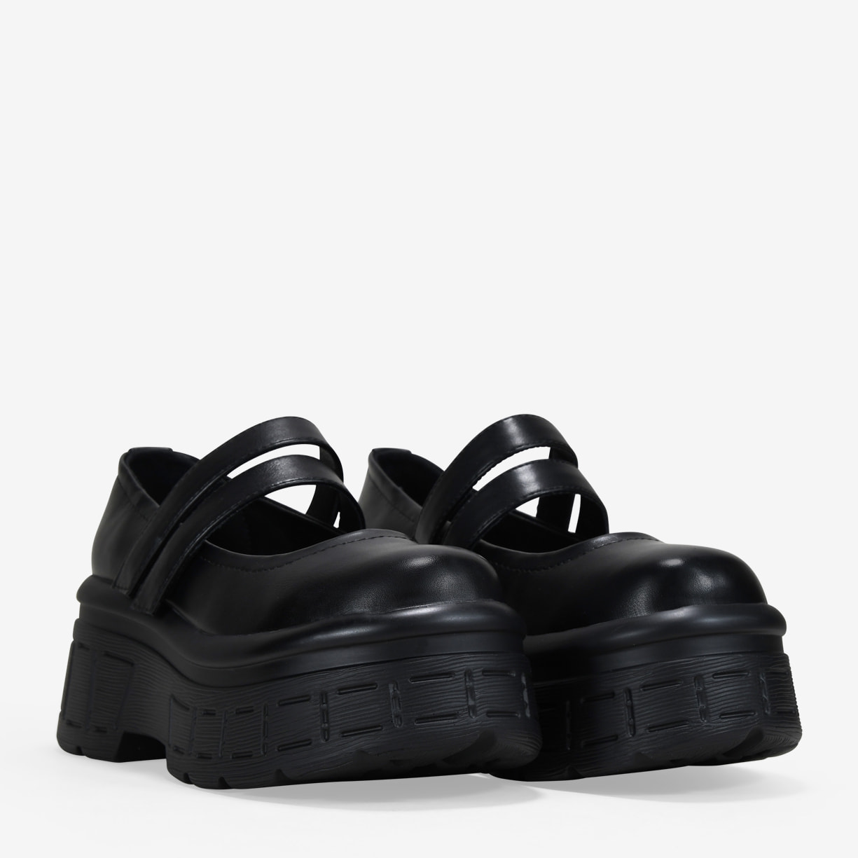 Bailarinas de plataforma negras con cierre fácil