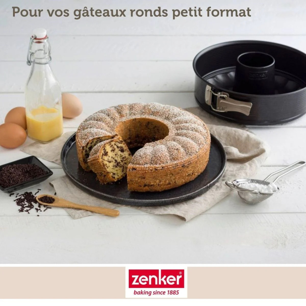 Set comprenant 1 Moule à manqué et à savarin 18 cm, 1 spatule Zenker et 2 bols à mixer en inox Fackelmann