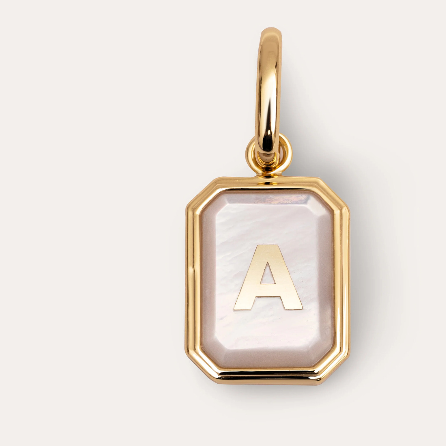 Charm Personalized Letter Mother of Pearl Placcato Oro