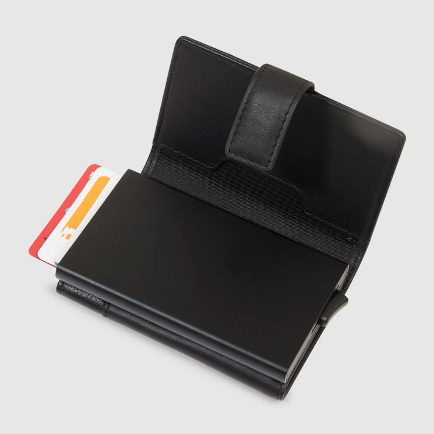 Piquadro Portacarte automatico in metallo e pelle, schermato con protezione RFID