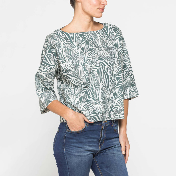 BLUSA CON SCOLLO A BARCHETTA