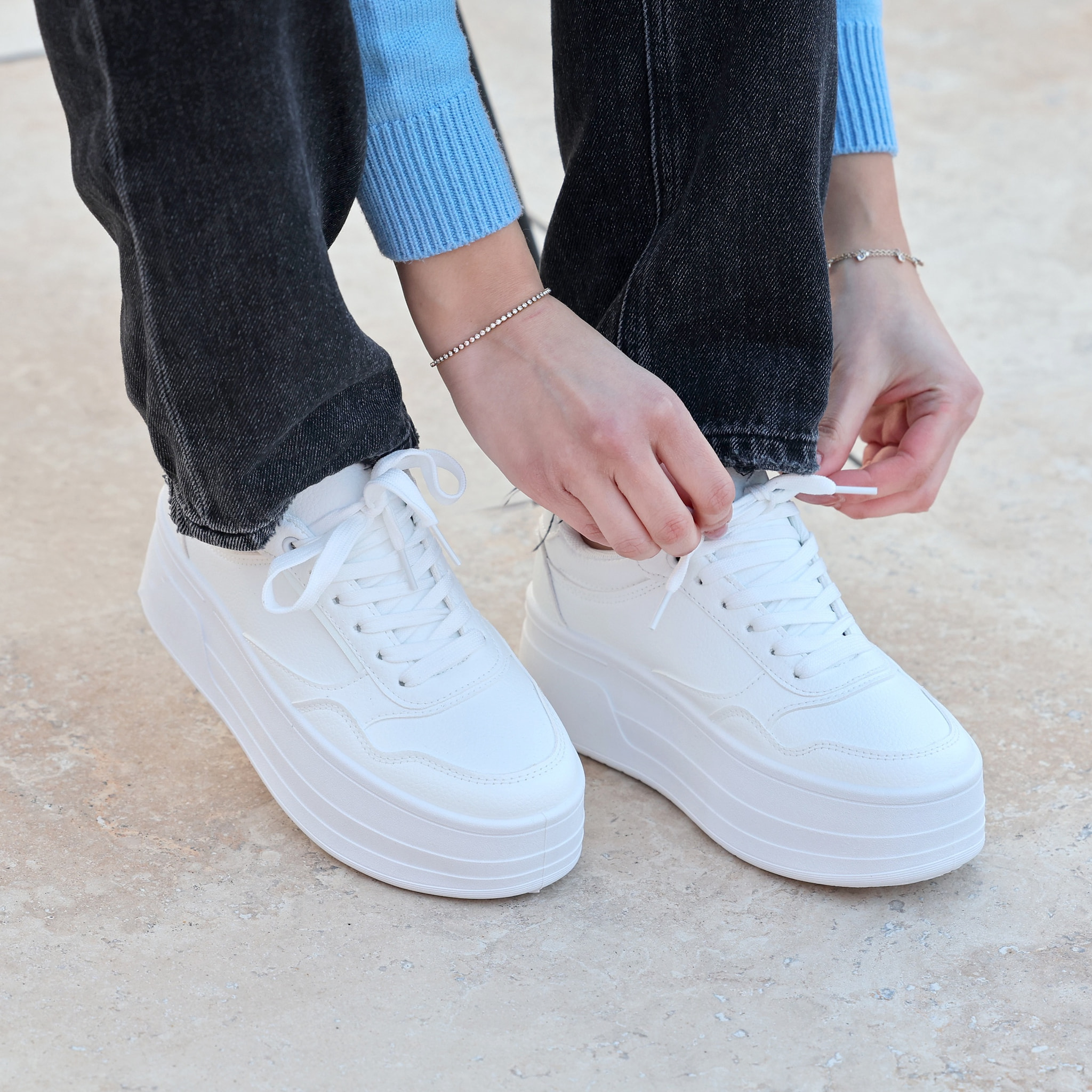Sneakers in simil pelle platform