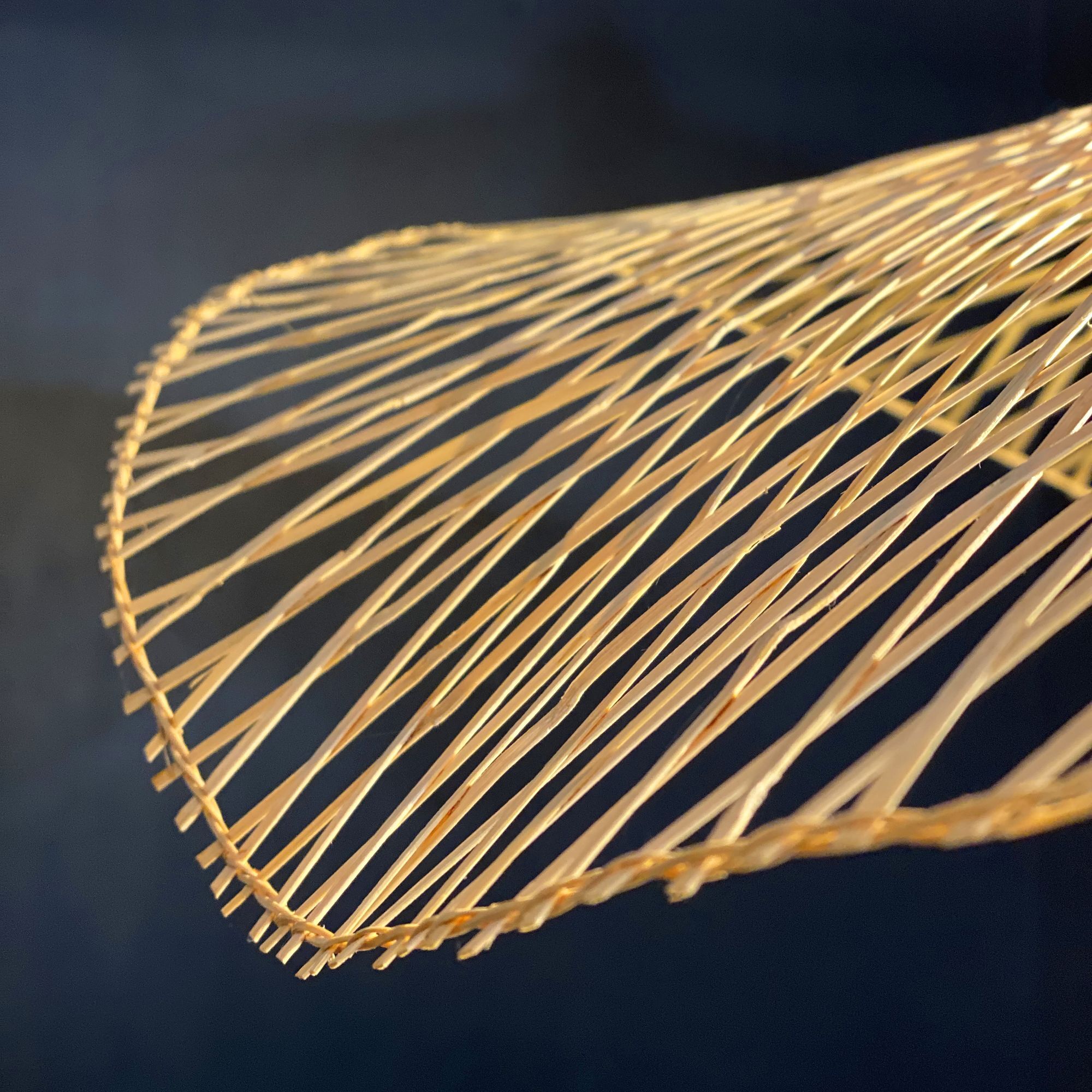 Suspension en bambou tressé 55cm CARAVELLE