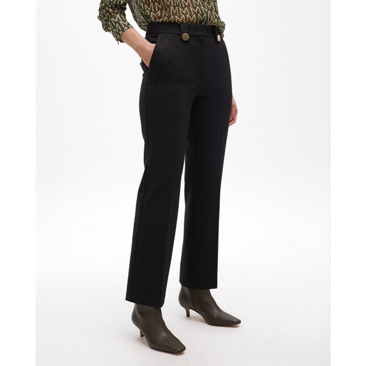 Pantaloni in maglia con bottoni