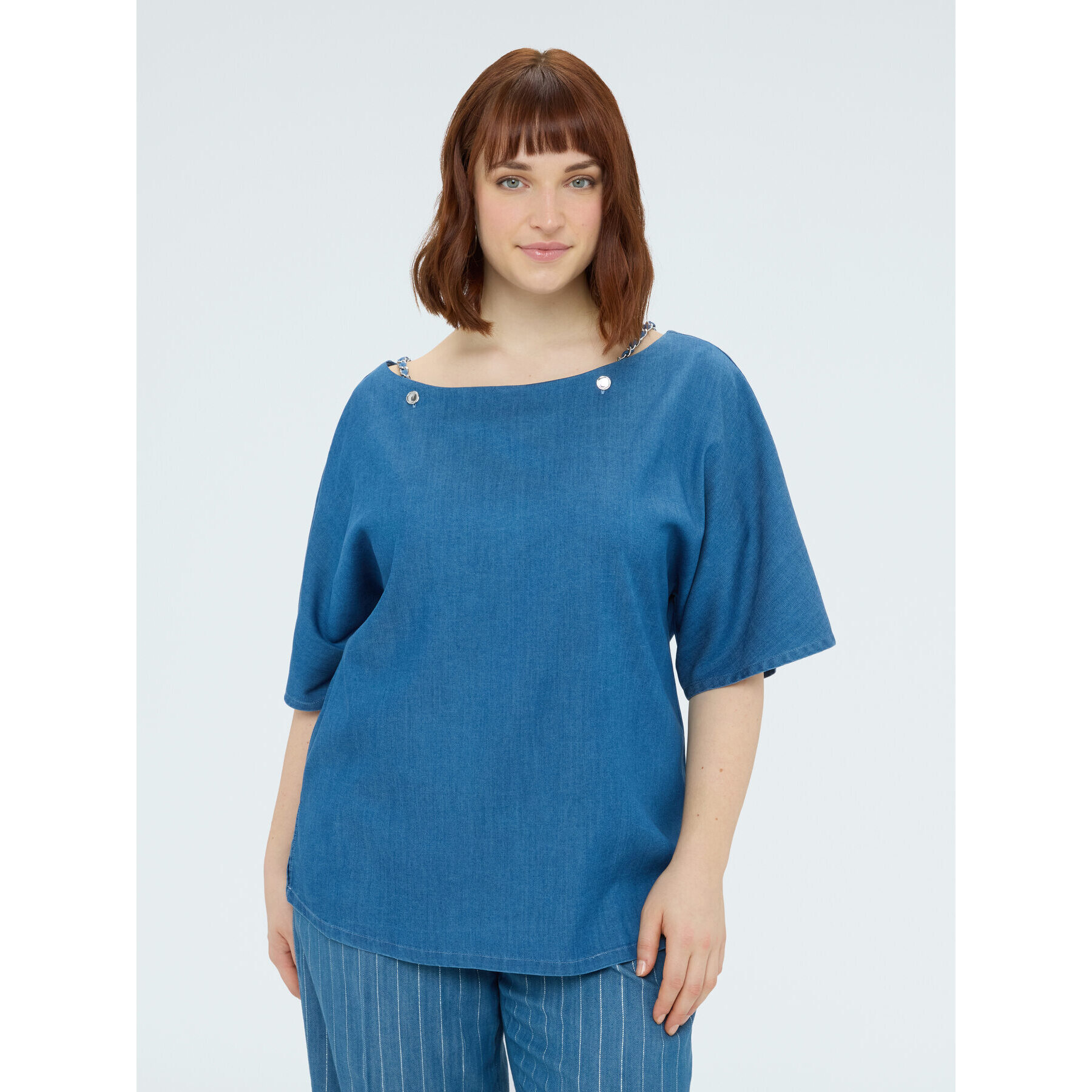 Fiorella Rubino - Blusa con scollo a barchetta in tencel - Blu