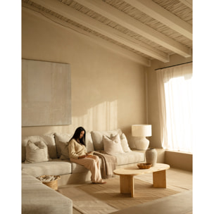 Mesa de centro de madera maciza en tono roble medio de 120cm Alto: 40 Largo: 120 Ancho: 50