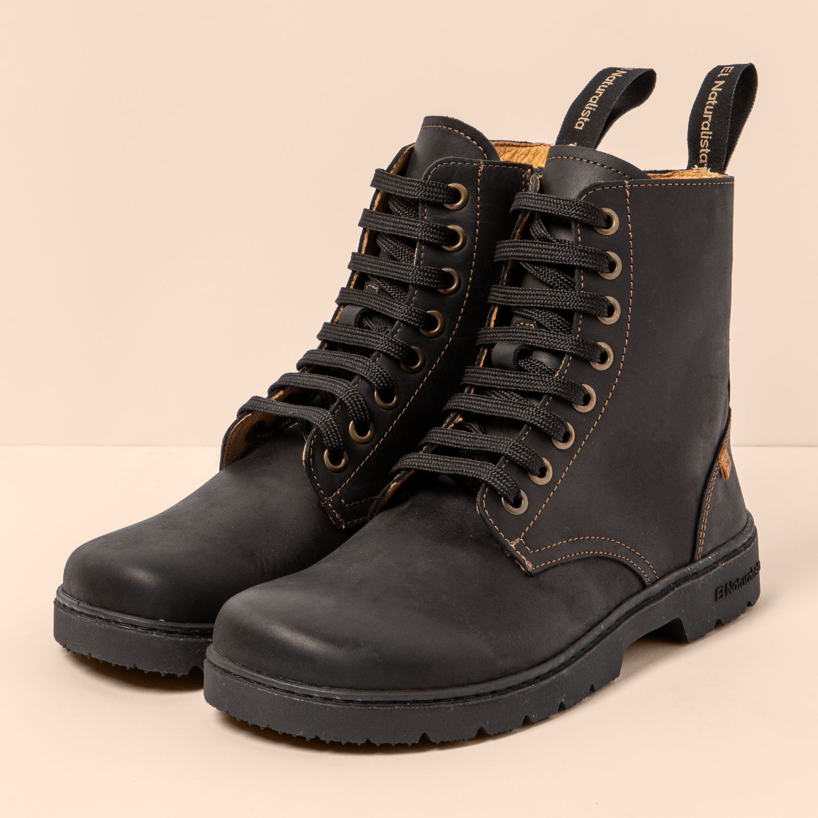Botines N5264 ARIZONA BLACK / NOMADA color Black