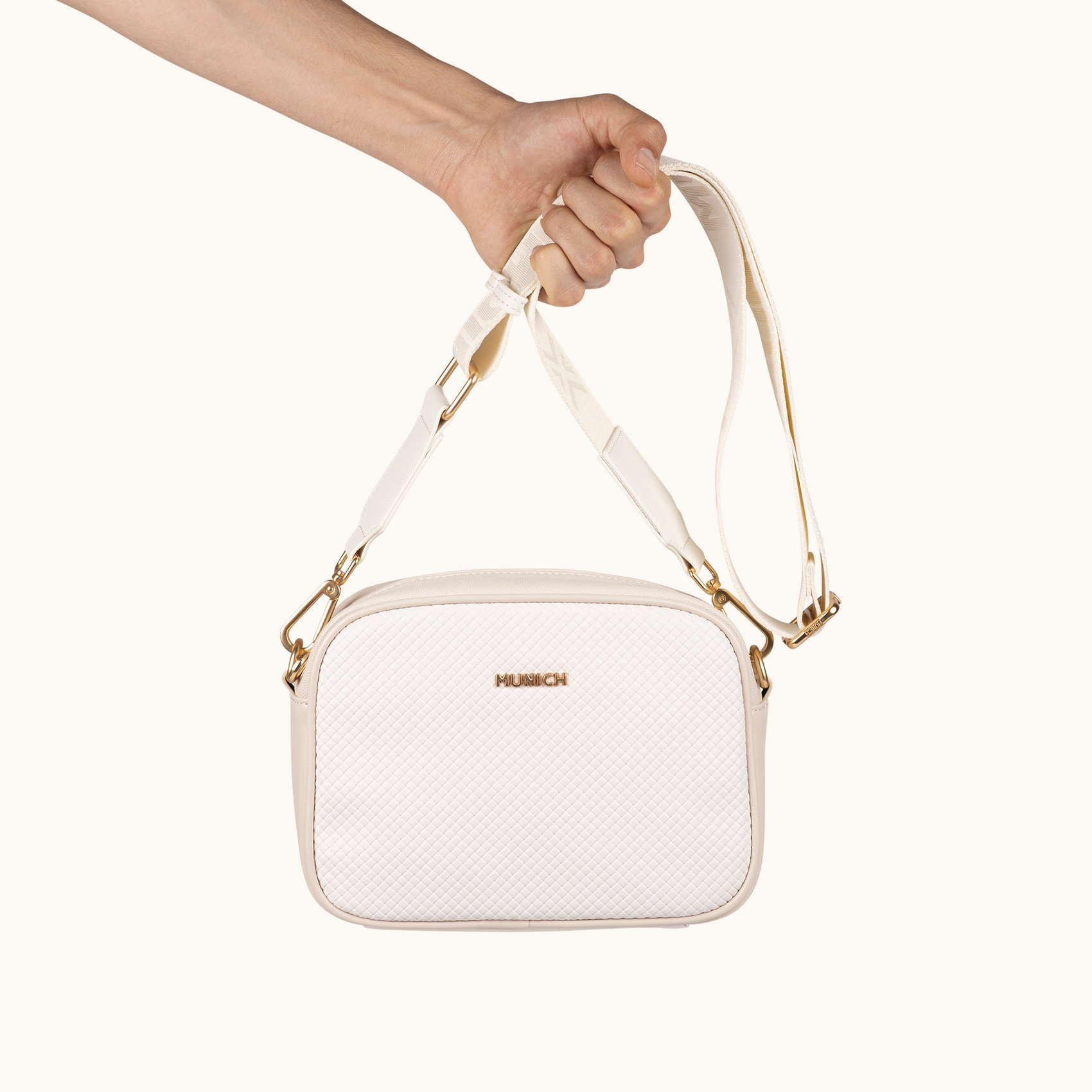 Bandolera Tipo Camera con Textura y Acabado Metálico BLOCK FUN CREAM CROSSBODY CAMERA