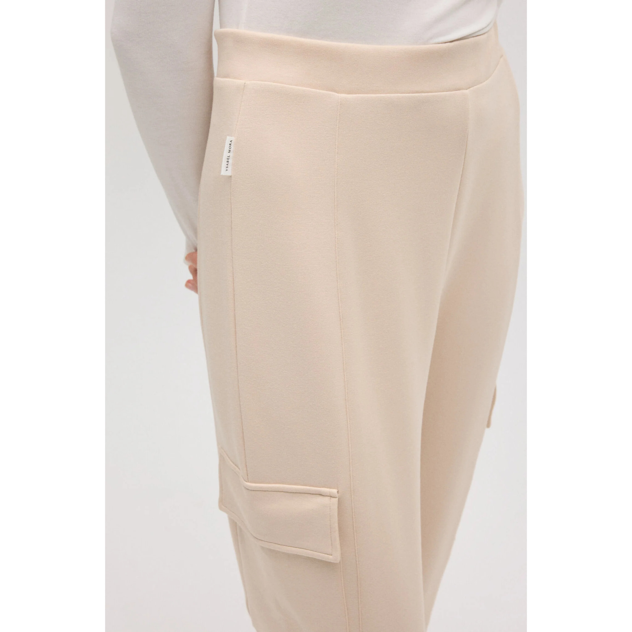 Pantaloni cargo fluidi color avorio