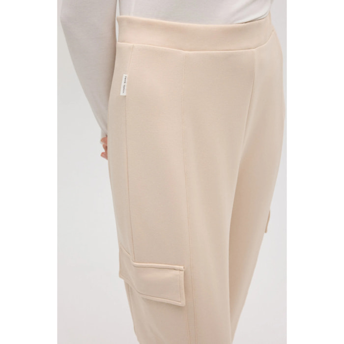 Pantaloni cargo fluidi color avorio