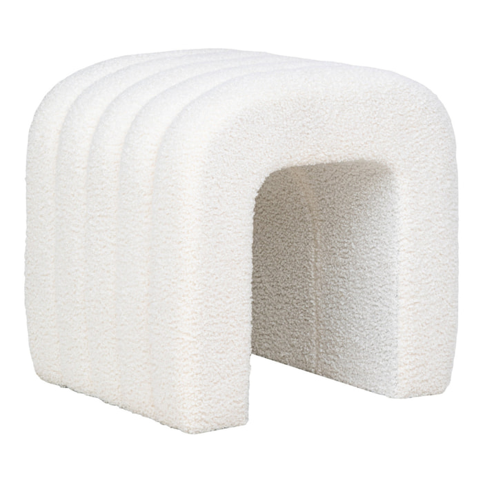 Pouf Colma in bouclé bianco forma arcata 42x41x36 cm