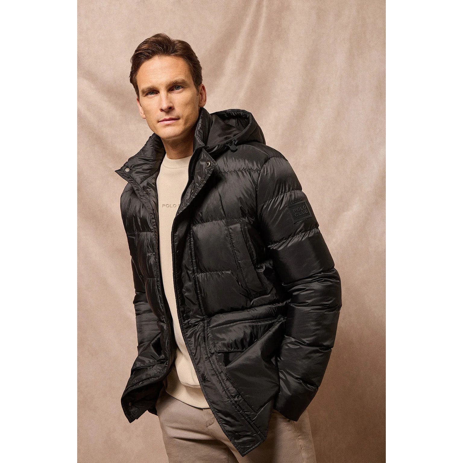 Abrigo negro Greenwich con bolsillos y capucha fija con detalles Polo Club