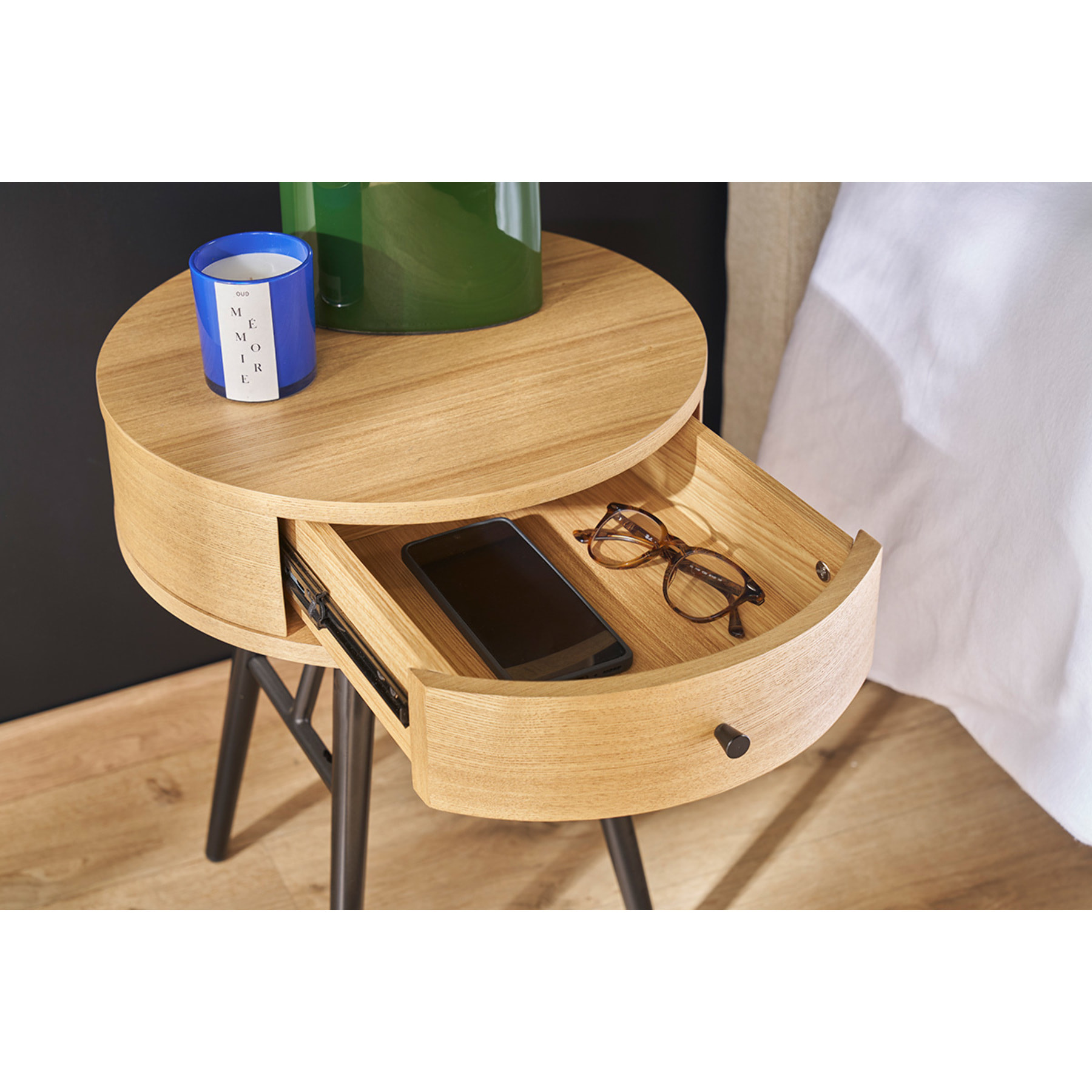 Tables de chevet rondes avec tiroir bois clair et métal noir (lot de 2) KORAL