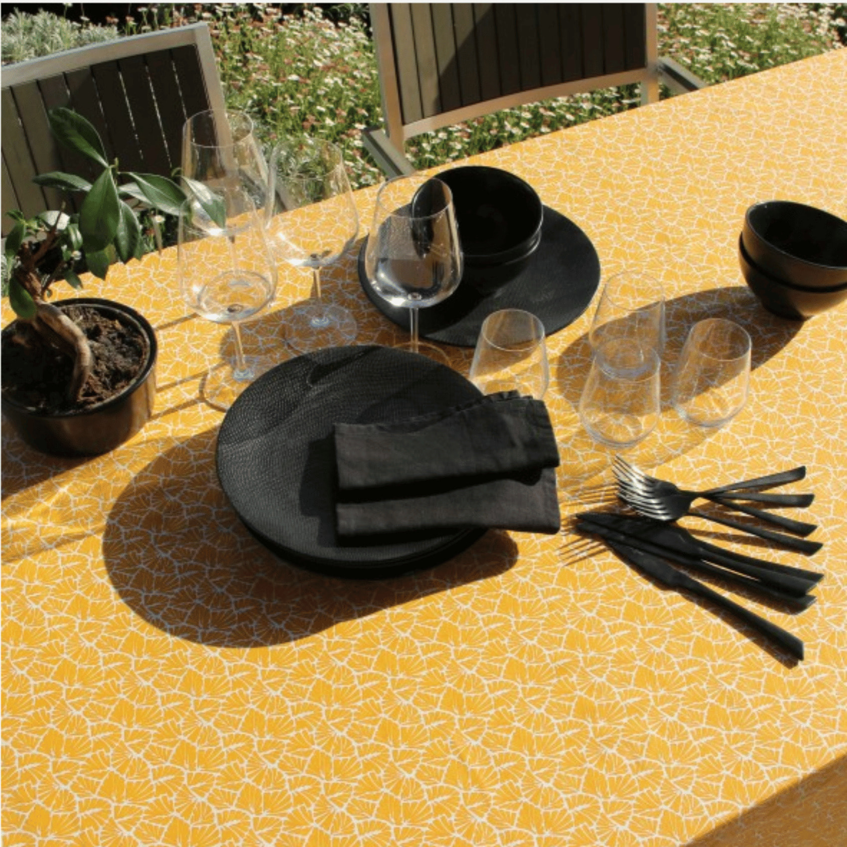Nappe rectangulaire plastifiée 100% coton - Jaune