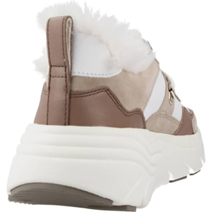 SNEAKERS GEOX D DIAMANTA