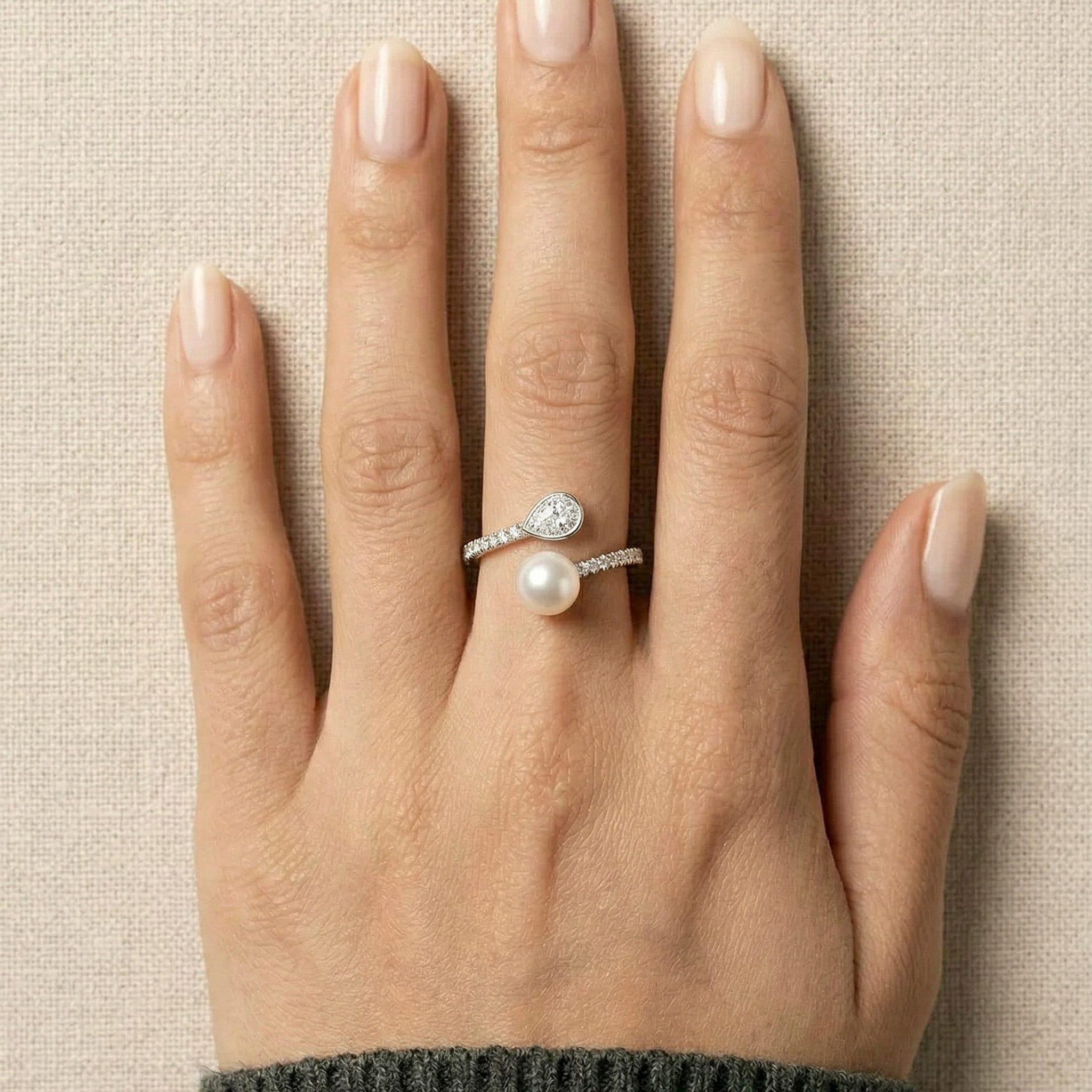 Anillo Tian acabado plata