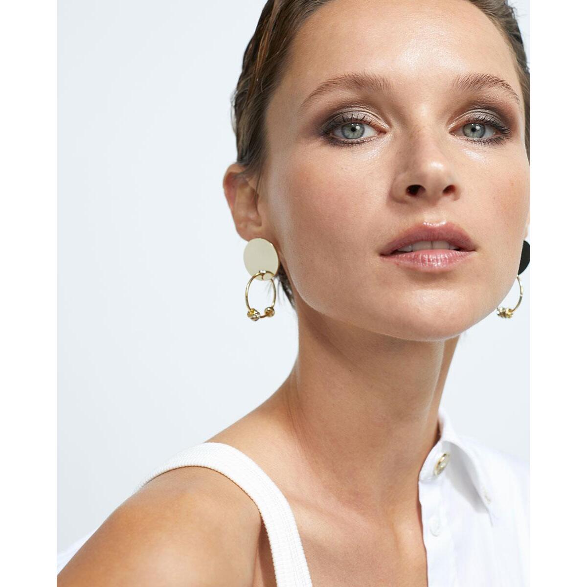 Orecchino essenziale con cerchio e ciondoli