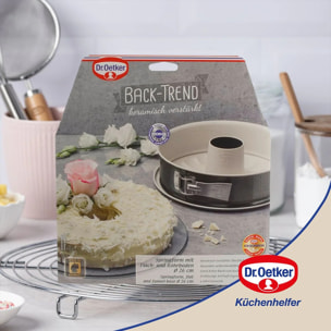 Moule à manqué à charnière avec fond à savarin Dr Oetker Back-Trend